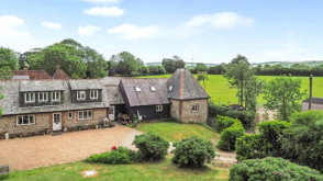 Plot for sale in Hampshire photo